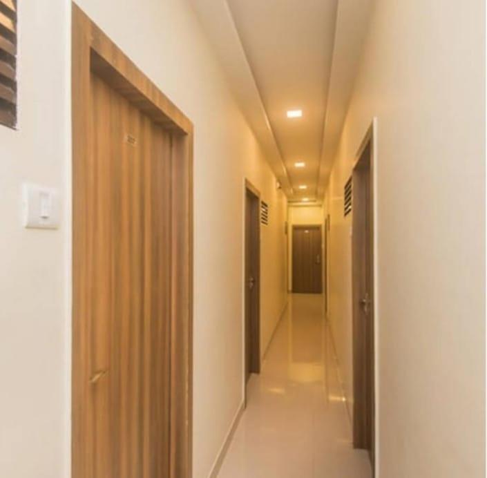 Hotel Golden Galaxy Mumbai Exterior photo